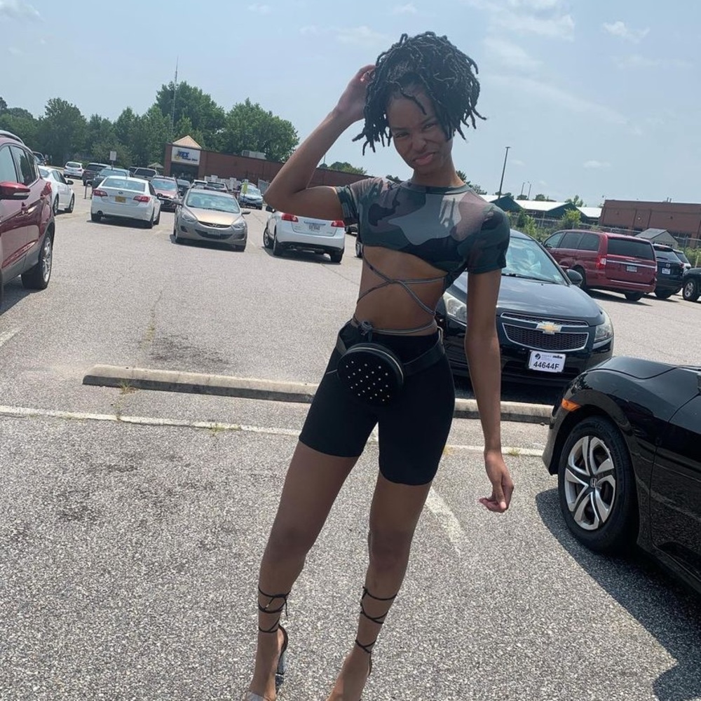 tie-up crop top